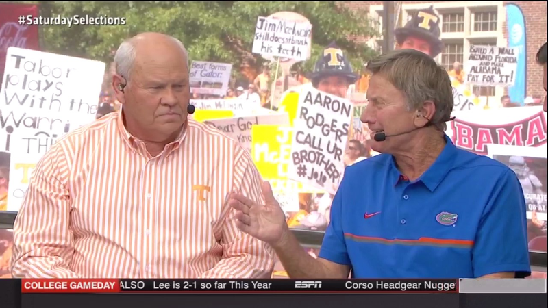 Illustration for article titled Tebow Jokes: Your Knoxville College GameDay Sign Roundup